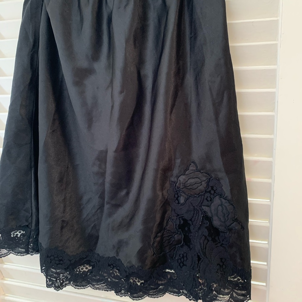 Victoria’s Secret Gold Label black rosette lace skirt - Picture 2 of 3